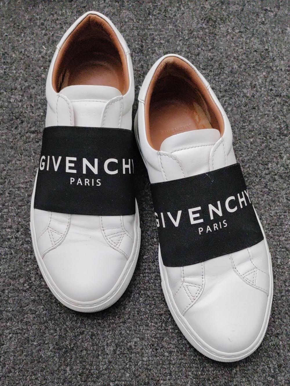Givenchy Urban Street Logo Band Sneakers White & Black EU 37